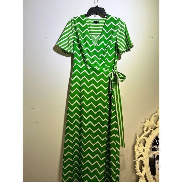 🌼5for$25🌼 Women’s Who What Wear , size XS, short sleeve, maxi wrap dress - Picture 1 of 4